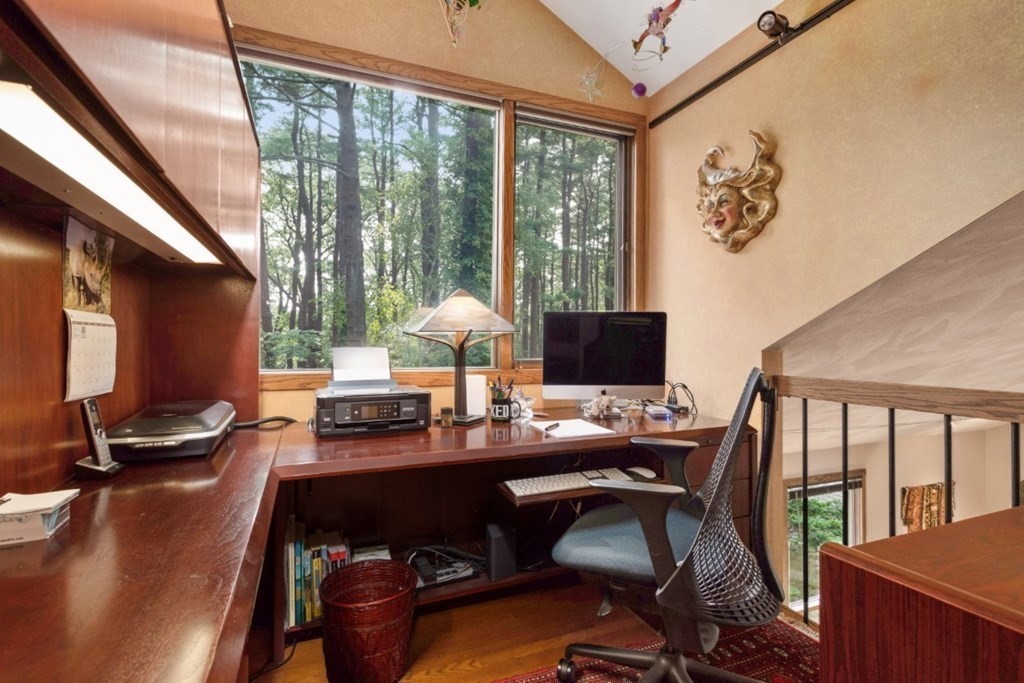 33 Pasture Road Reading, MA 01867 - Photo 16 of 32 Gallery Image 16