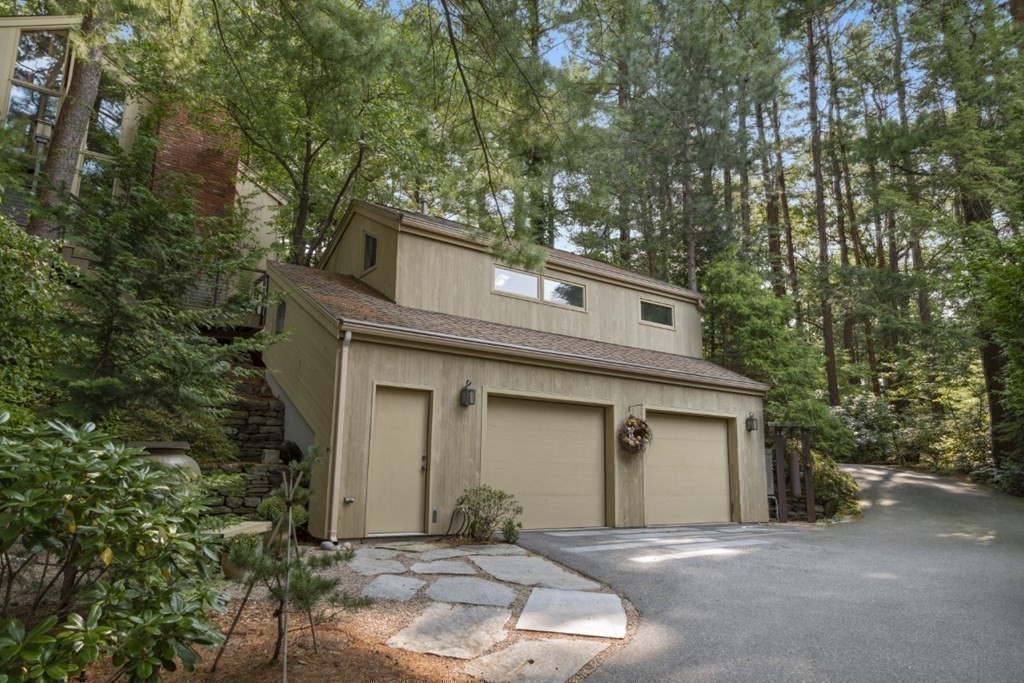 33 Pasture Road Reading, MA 01867 - Photo 31 of 32 Gallery Image 31