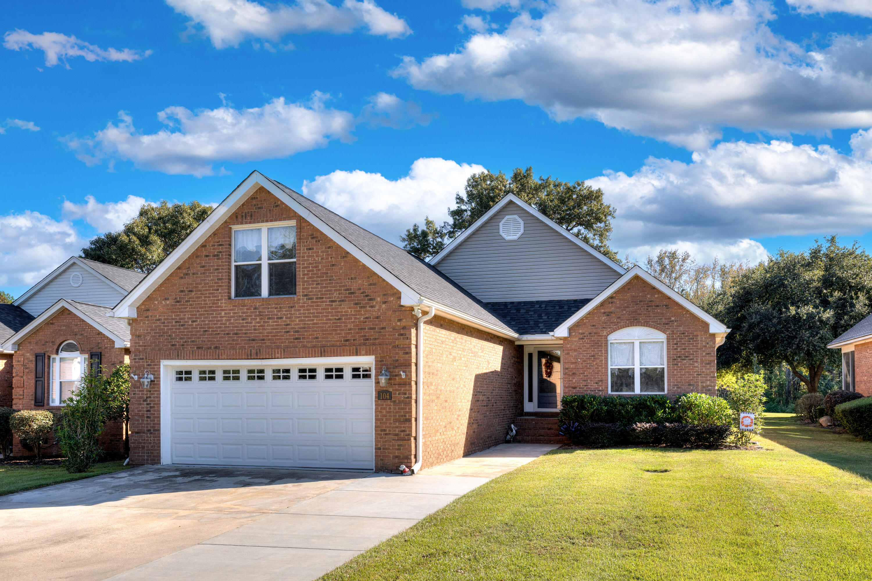 104 Oakview Circle Manning, SC 29102 - Photo 11 of 79 FRONT OF HOME
