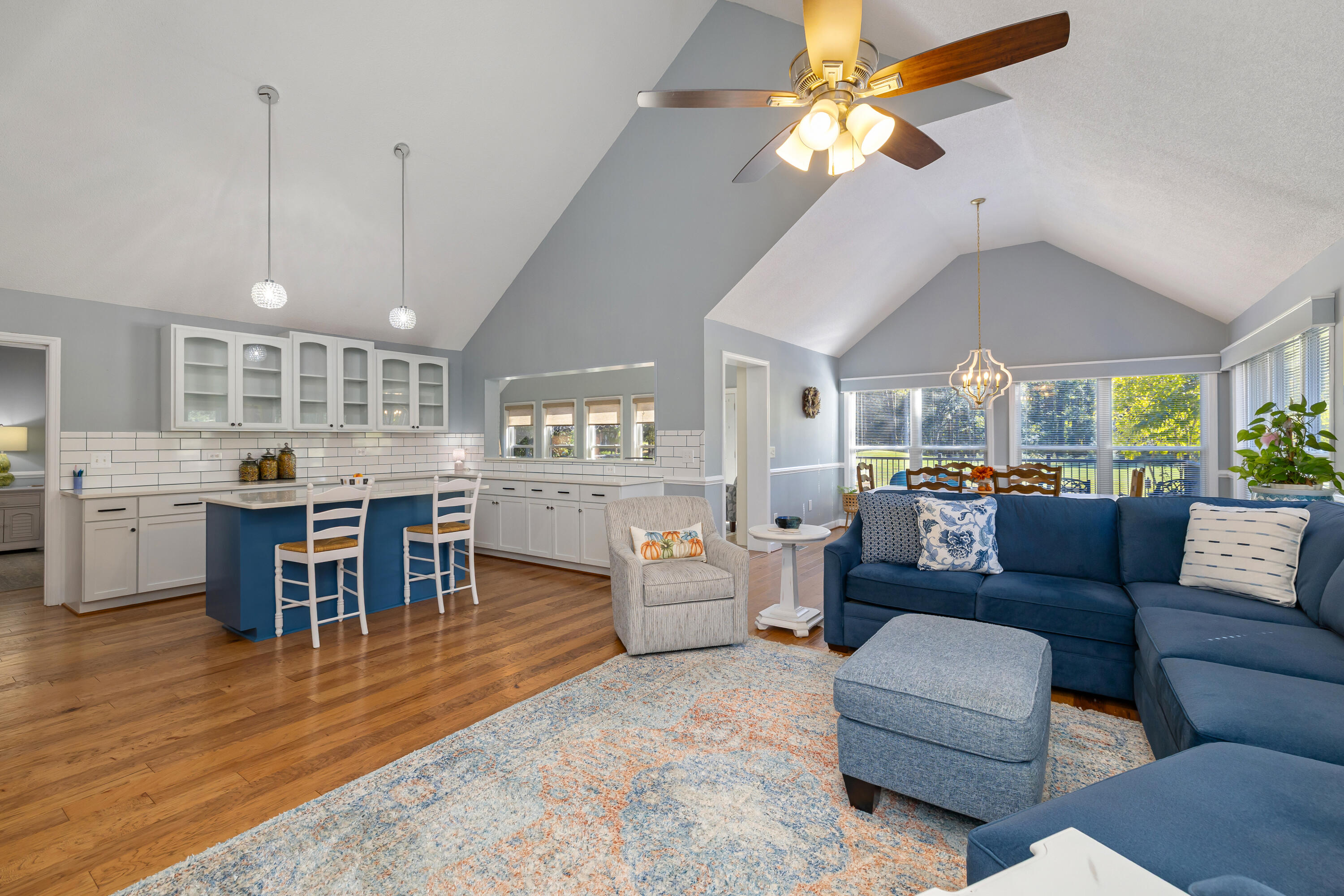 104 Oakview Circle Manning, SC 29102 - Photo 33 of 79 GREAT ROOM