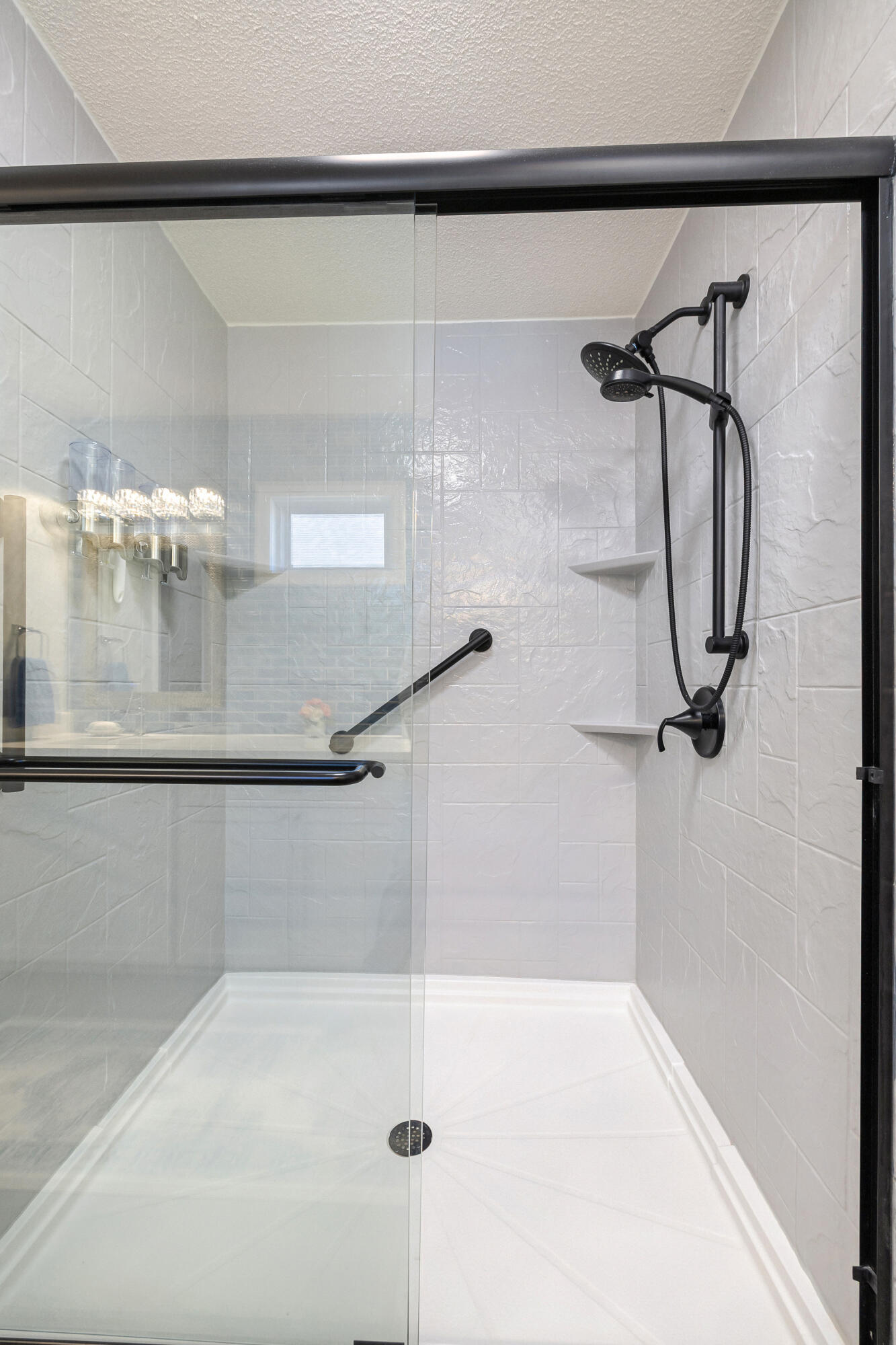 104 Oakview Circle Manning, SC 29102 - Photo 44 of 79 TILED SHOWER