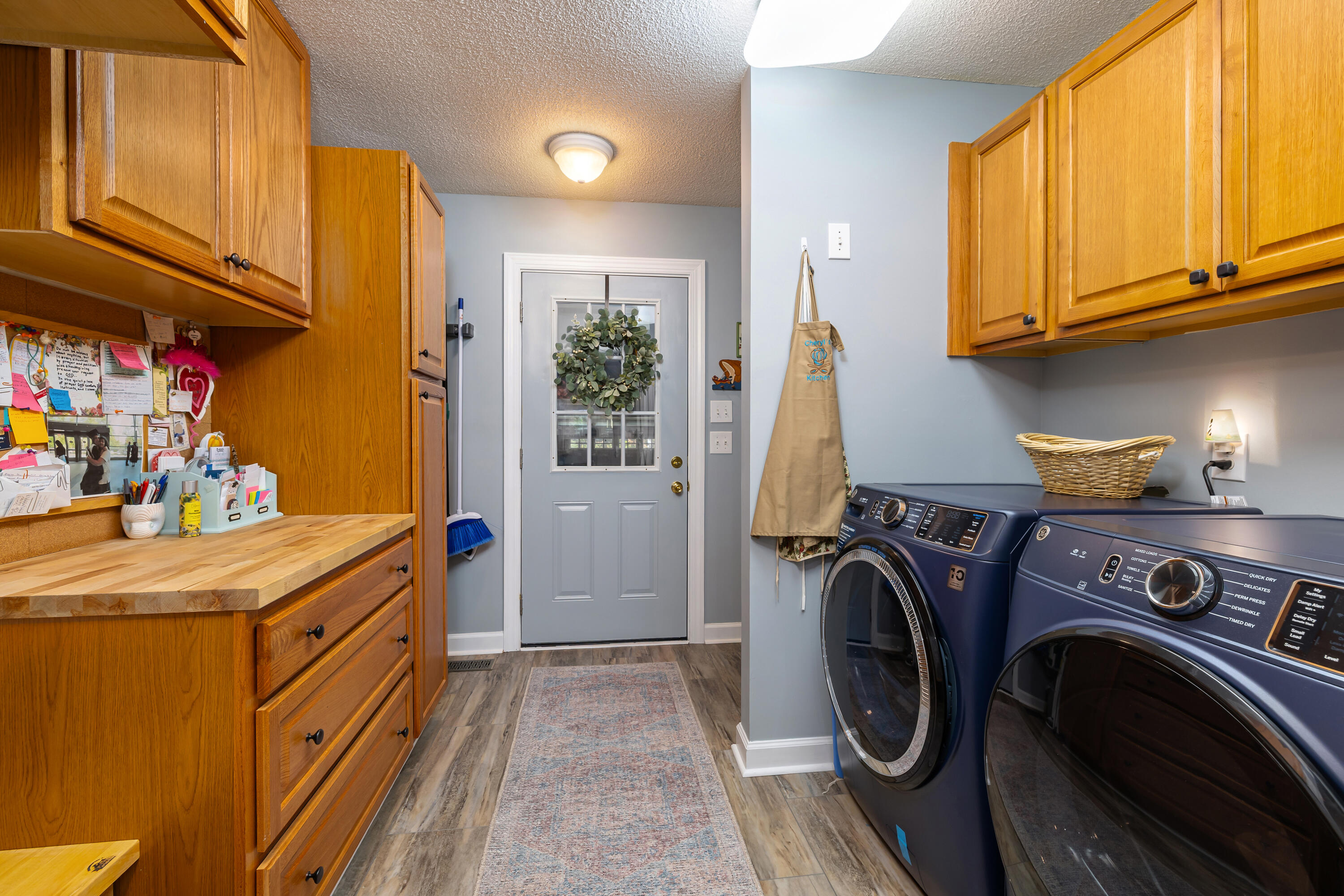 104 Oakview Circle Manning, SC 29102 - Photo 46 of 79 LAUNDRY ROOM