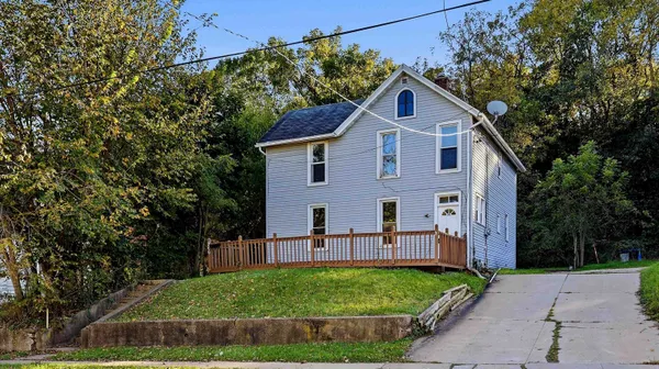 $135,000 | 366 Kaufmann Avenue, Dubuque, IA 52001