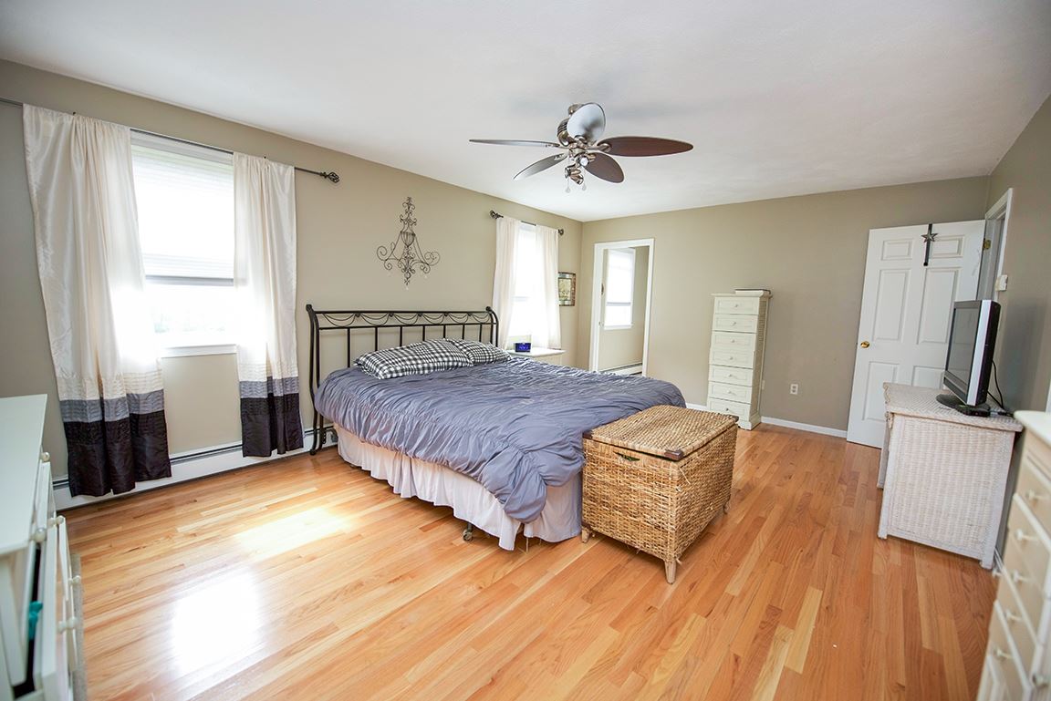 2 Brendan Road Atkinson, NH 03811 - Photo 23 of 40
