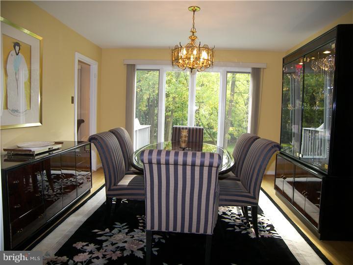 841 Richards Road Wayne, PA 19087 - Photo 6 of 25