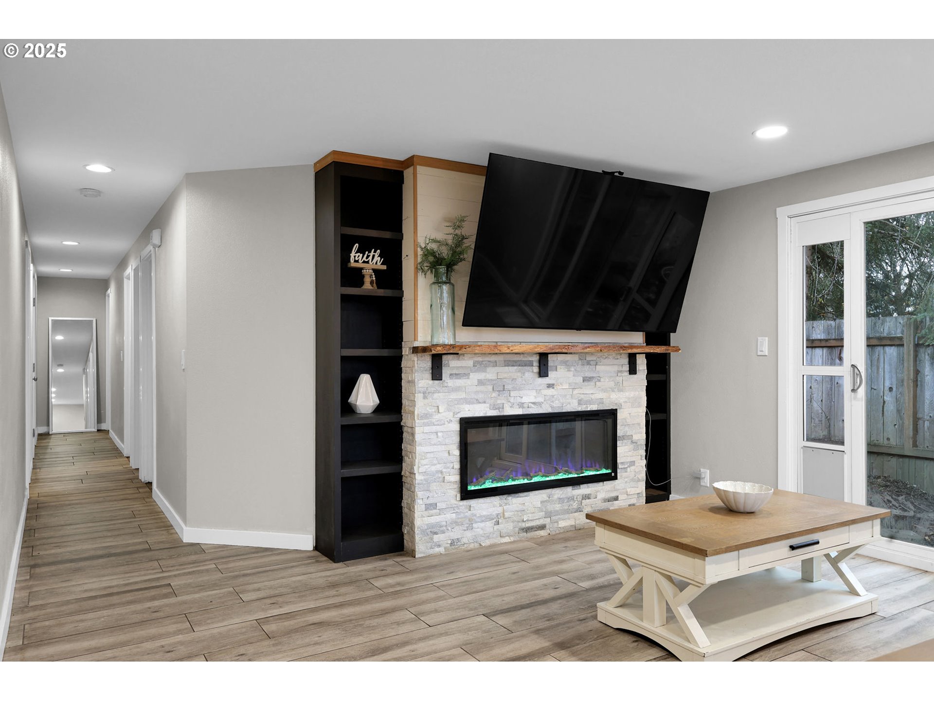 4582 Liberty Street Eugene, OR 97402 - Photo 6 of 29