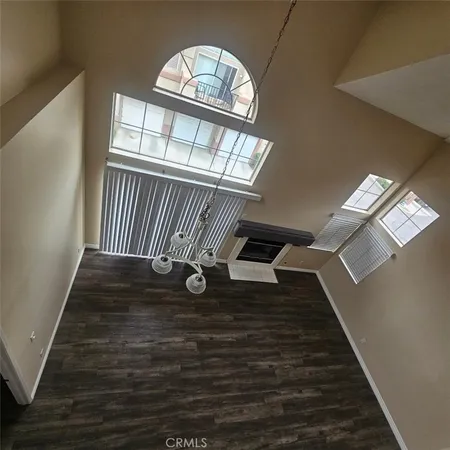 $2,500 | 2930 VĆa Milano, Corona, CA 92879