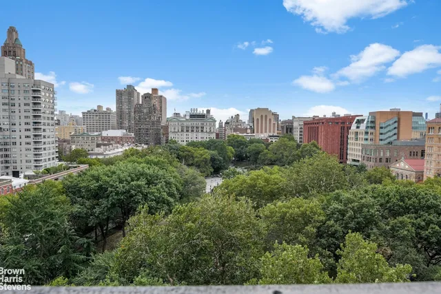 $4,925,000 | 32 Washington Square West, Unit 14E | Greenwich Village