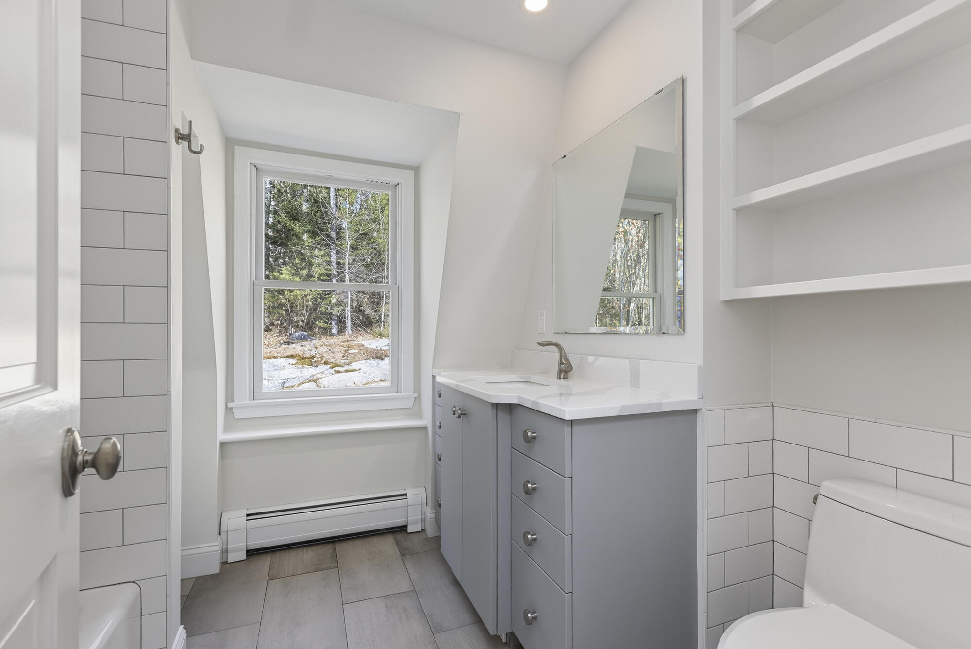 258 Foreside Road Cumberland Foreside, ME 04110 - Photo 54 of 86 2nd Floor Bath