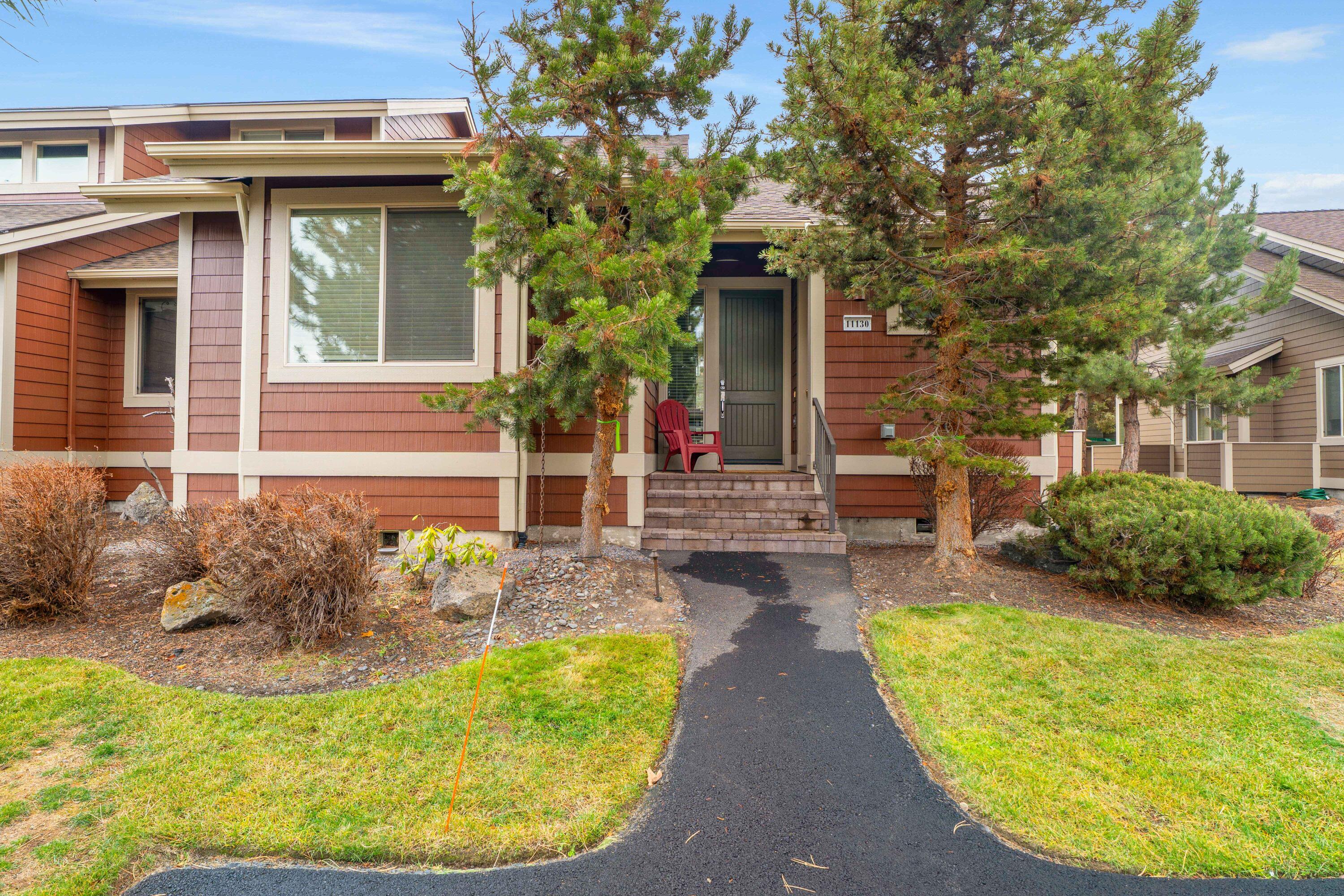 11130 Village Loop Redmond, OR 97756 - Photo 1 of 50