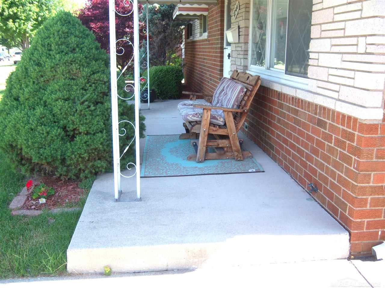 32544 Bunert Road Warren, MI 48088 - Photo 5 of 25