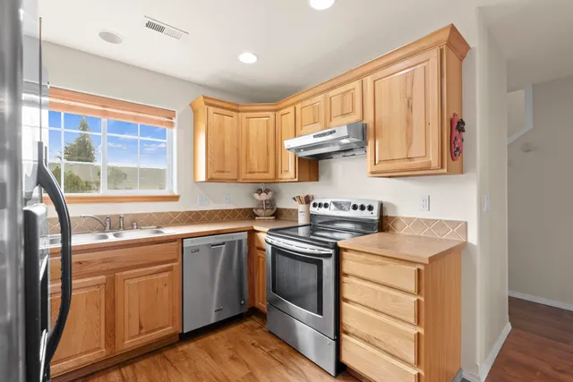 $625,000 | 10725 East Broadway Avenue, Spokane Valley, WA 99206