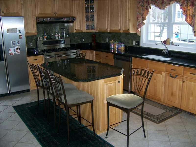 35 Tide Mill Road Portland, ME 04102 - Photo 4 of 25 Kitchen. Let the sunshine in! ...
