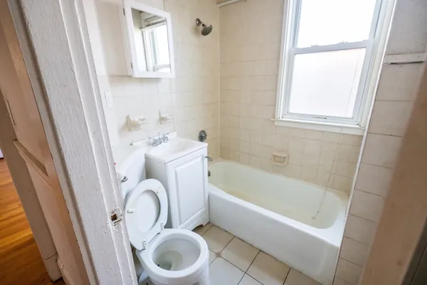 $2,700 | 26 Pearl Street, Unit 3, Somerville, MA 02145