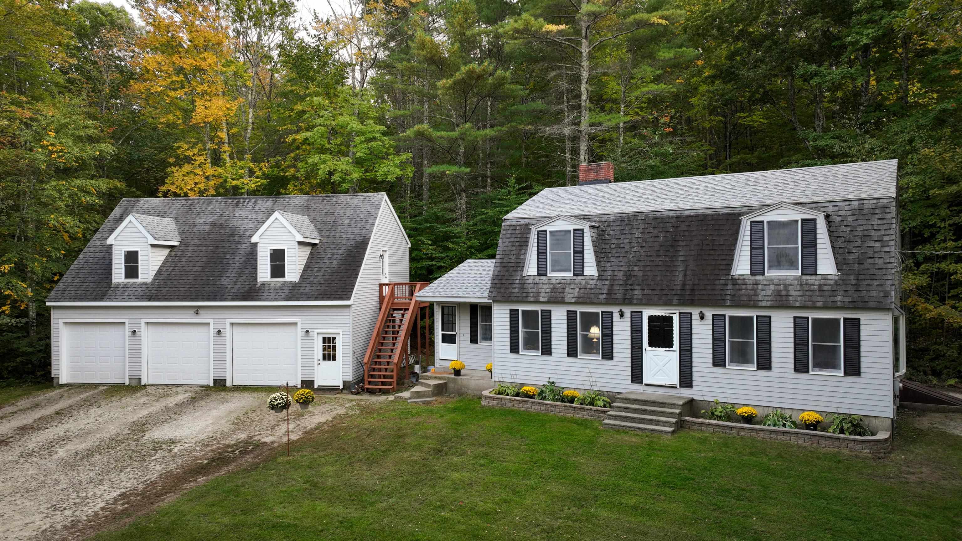 343 Farmington Road Milton, NH 03851 - Photo 4 of 40