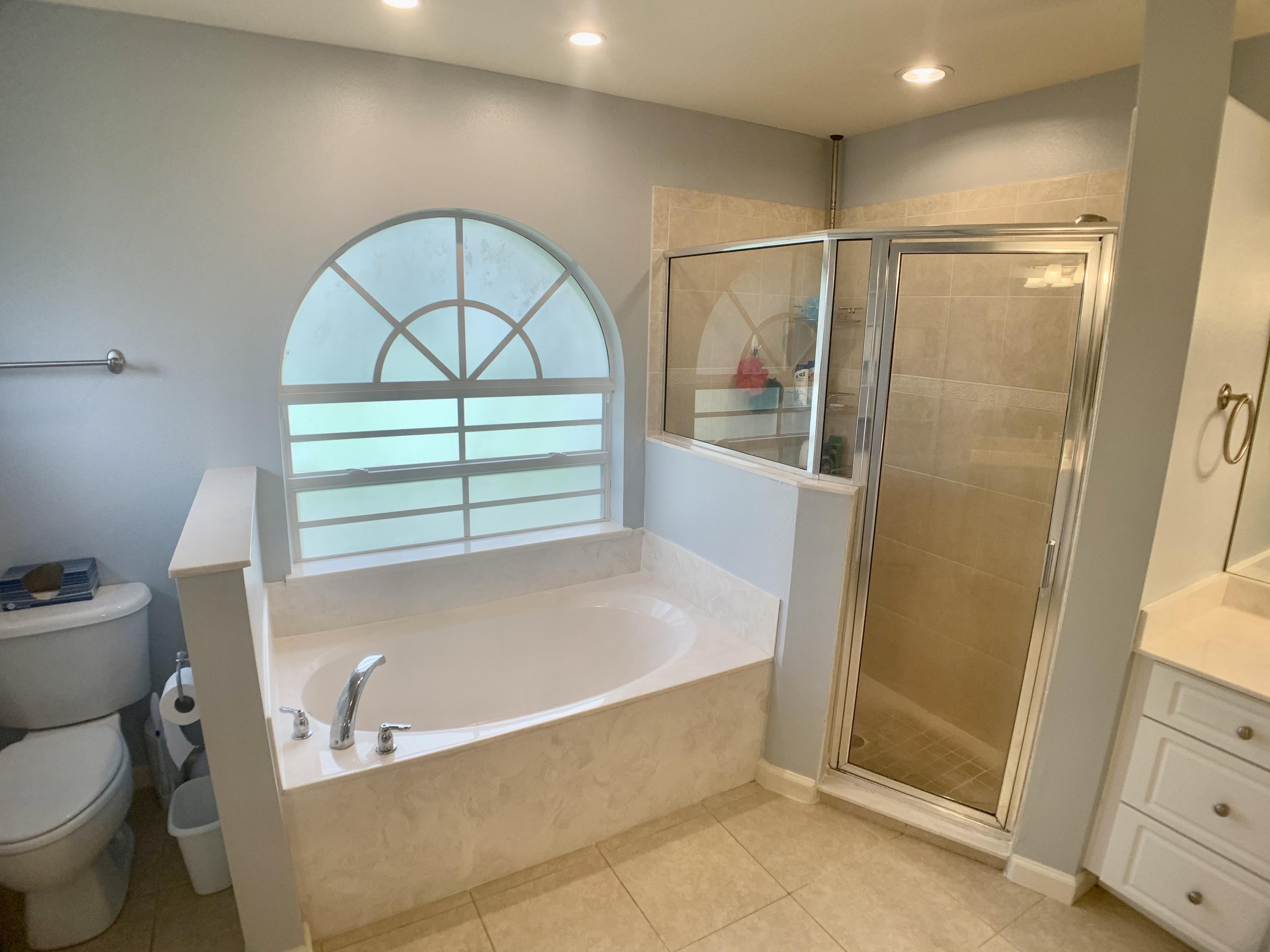 611 Southwest Aster Road Port St. Lucie, FL 34953 - Photo 24 of 40 B59EC44F-DE05-4F89-9378-E2E27D86BE3A_1_2