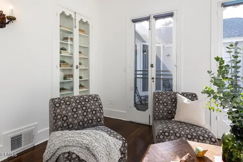 $2,695,000 | 1275 New York Drive, Altadena, CA 91001