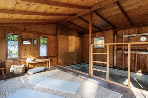 $2,549,000 | 1275 New York Drive, Altadena, CA 91001