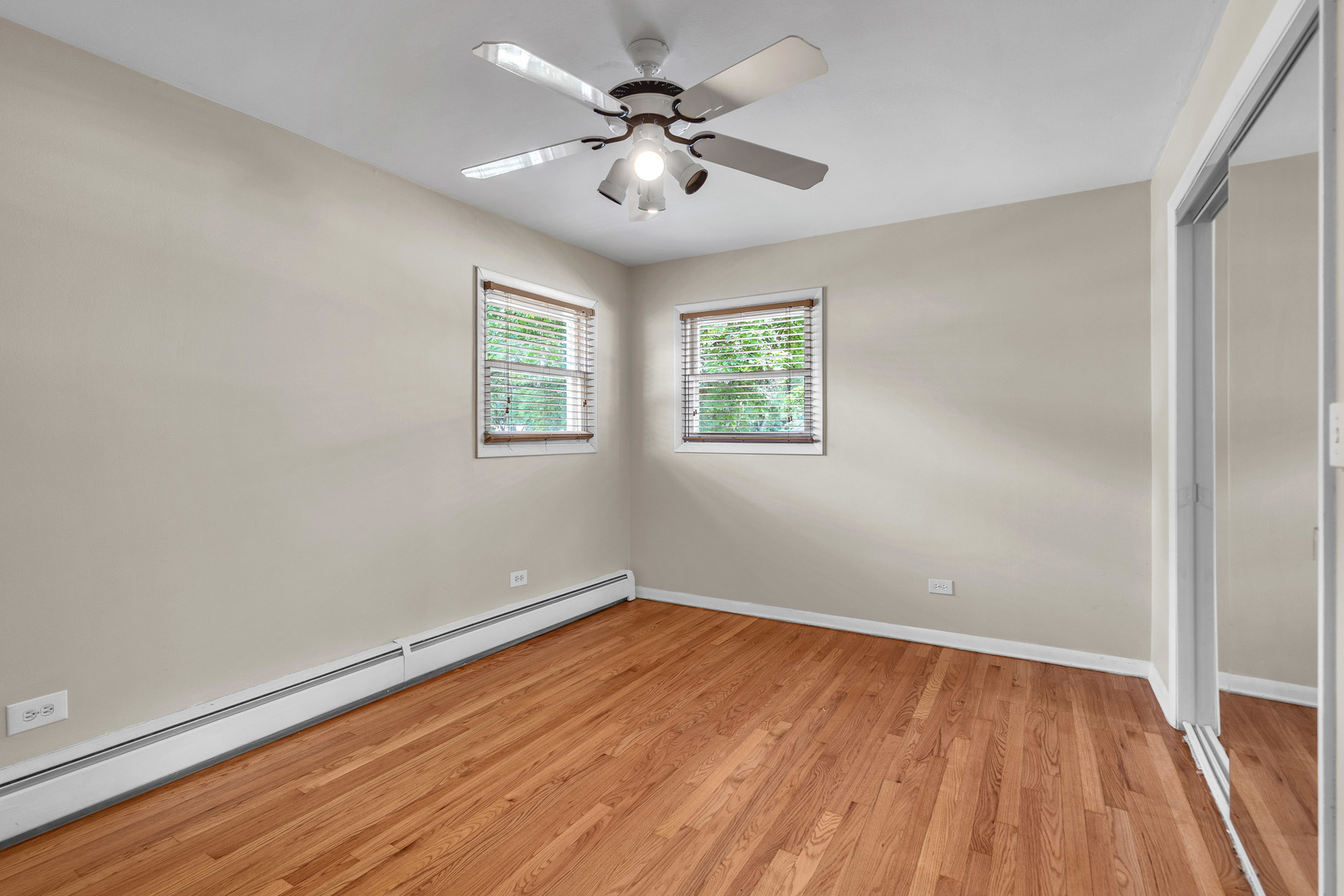 7952 Madison Street, Unit 2E River Forest, IL 60305 - Photo 13 of 25