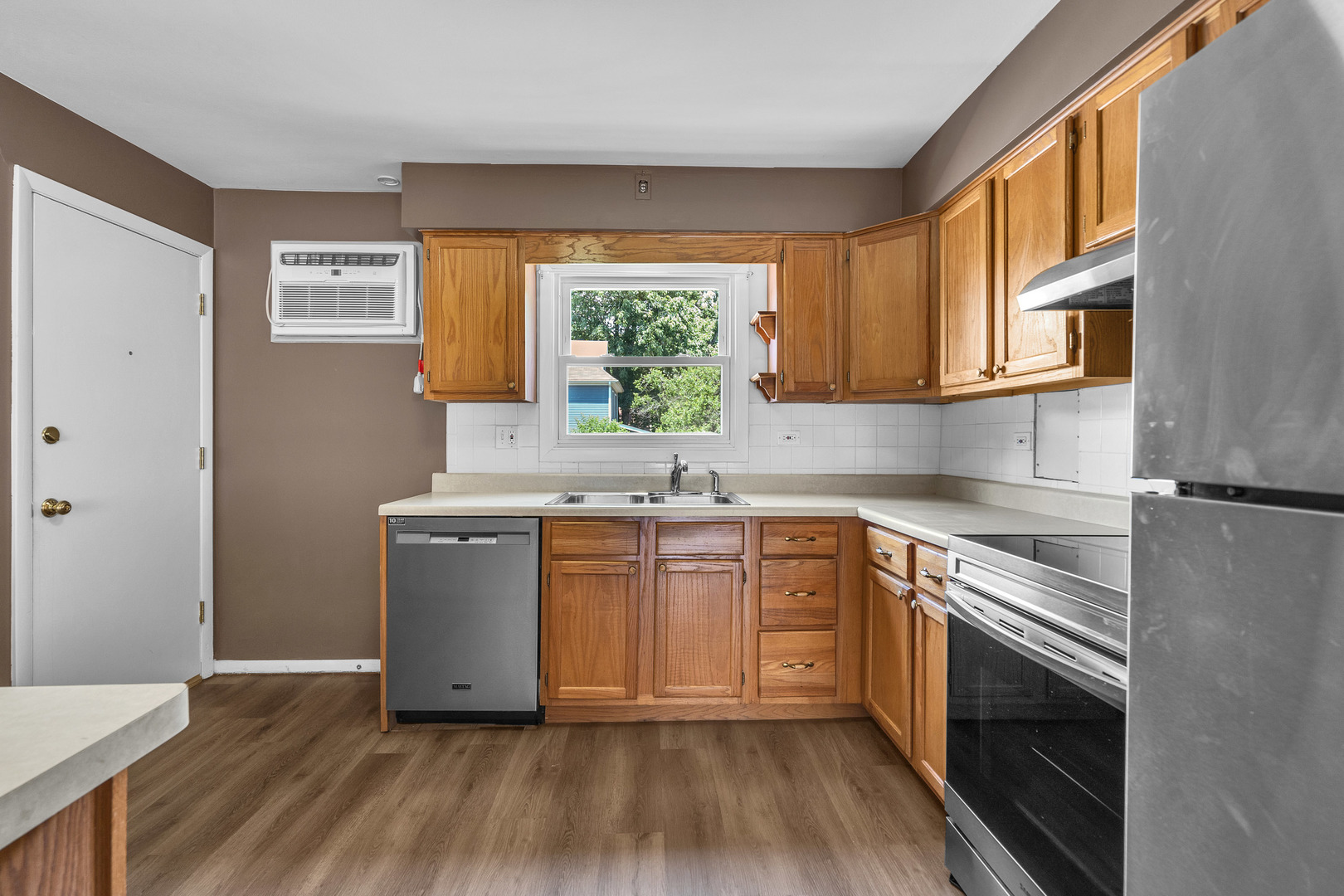 7952 Madison Street, Unit 2E River Forest, IL 60305 - Photo 9 of 25