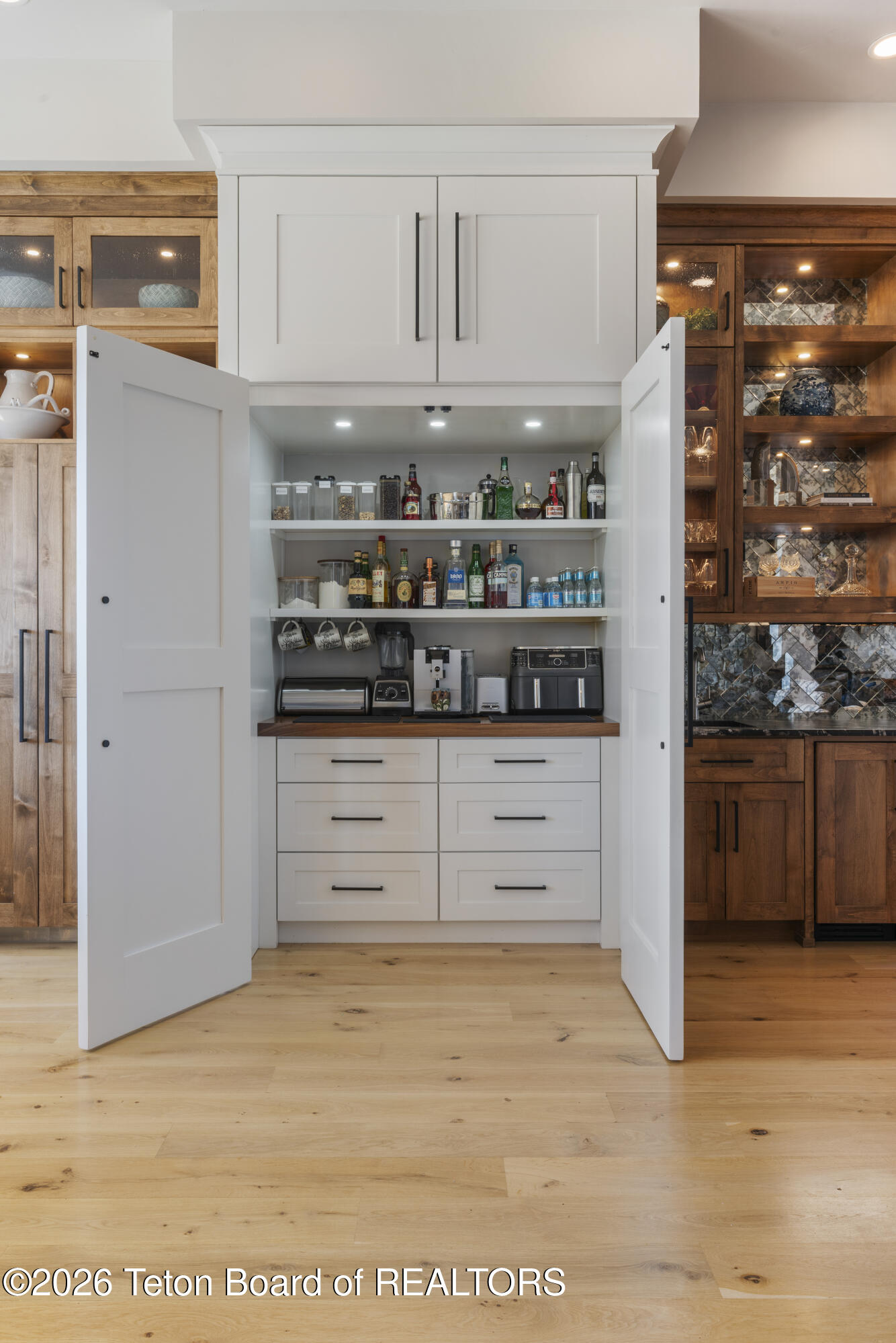 4599 Surprise Valley Road Tetonia, ID 83452 - Photo 18 of 63 Bar and Coffee bar