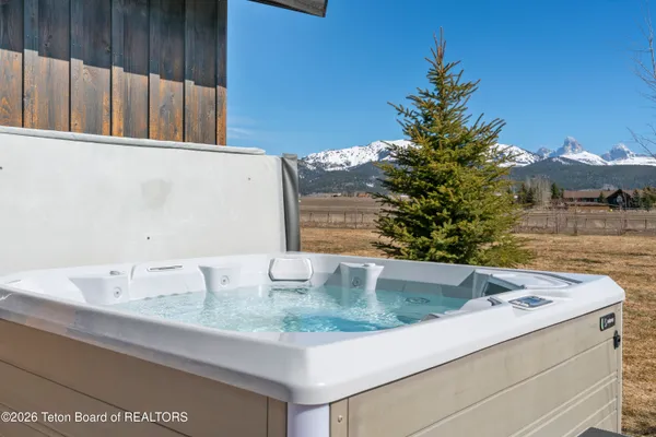 $4,250,000 | 4599 Surprise Valley Road, Tetonia, ID 83452