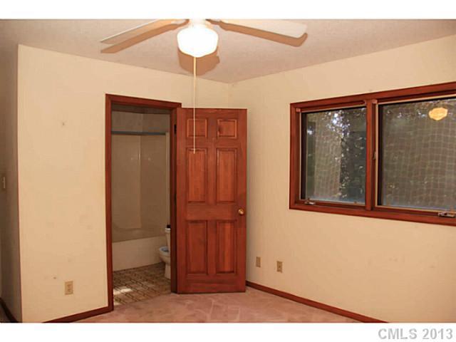 1430 Barron Point Road Rock Hill, SC 29732 - Photo 9 of 14 Gallery Image 9