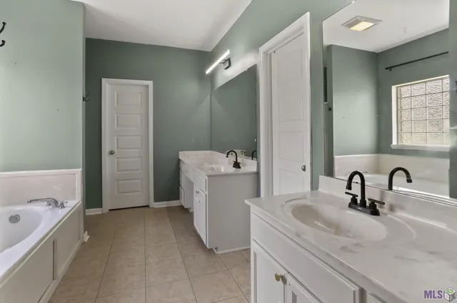 $365,000 | 43236 Cypress Bend Avenue, Gonzales, LA 70737