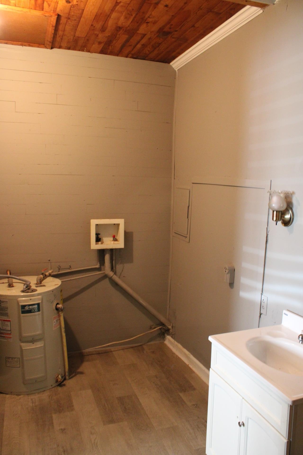 920 American Way Ripley, TN 38063 - Photo 13 of 18 a room with storage and utility