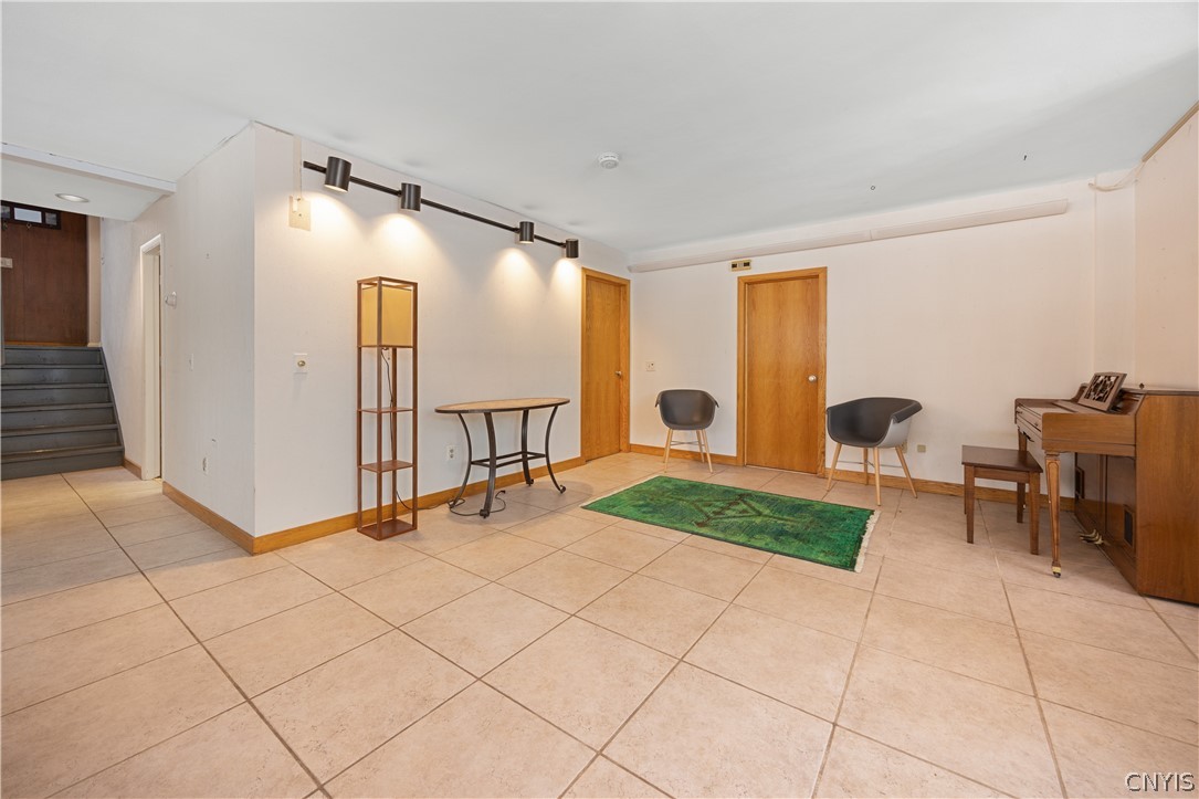 806 South Manlius Street Manlius, NY 13066 - Photo 40 of 49 LL Great Room