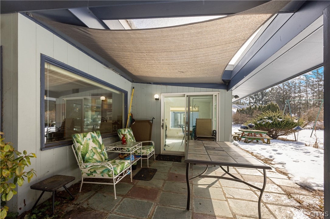 806 South Manlius Street Manlius, NY 13066 - Photo 4 of 49 Back Patio