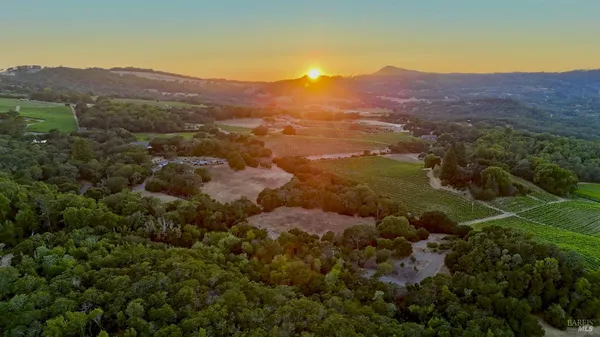 $1,095,000 | 2 Enterprise Road, Glen Ellen, CA 95442
