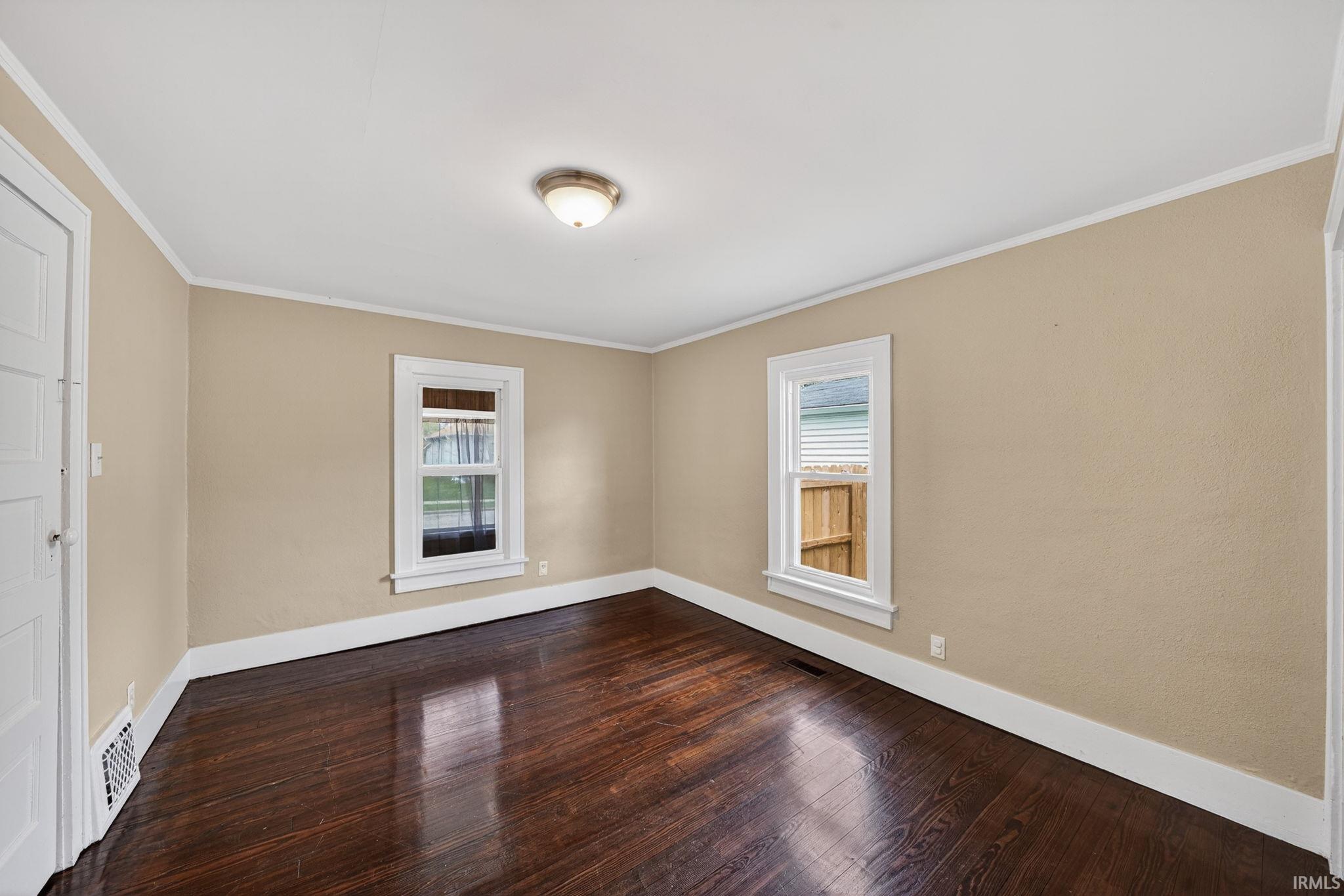 508 Hubbard Street Mishawaka, IN 46544 - Photo 15 of 32