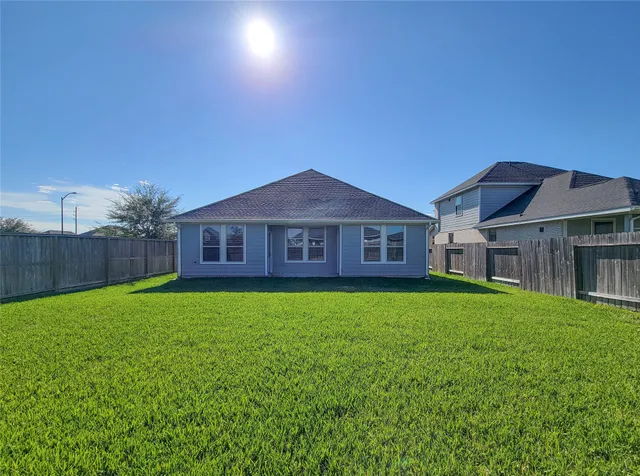 $2,000 | 31402 Conover Drive, Fulshear, TX 77441