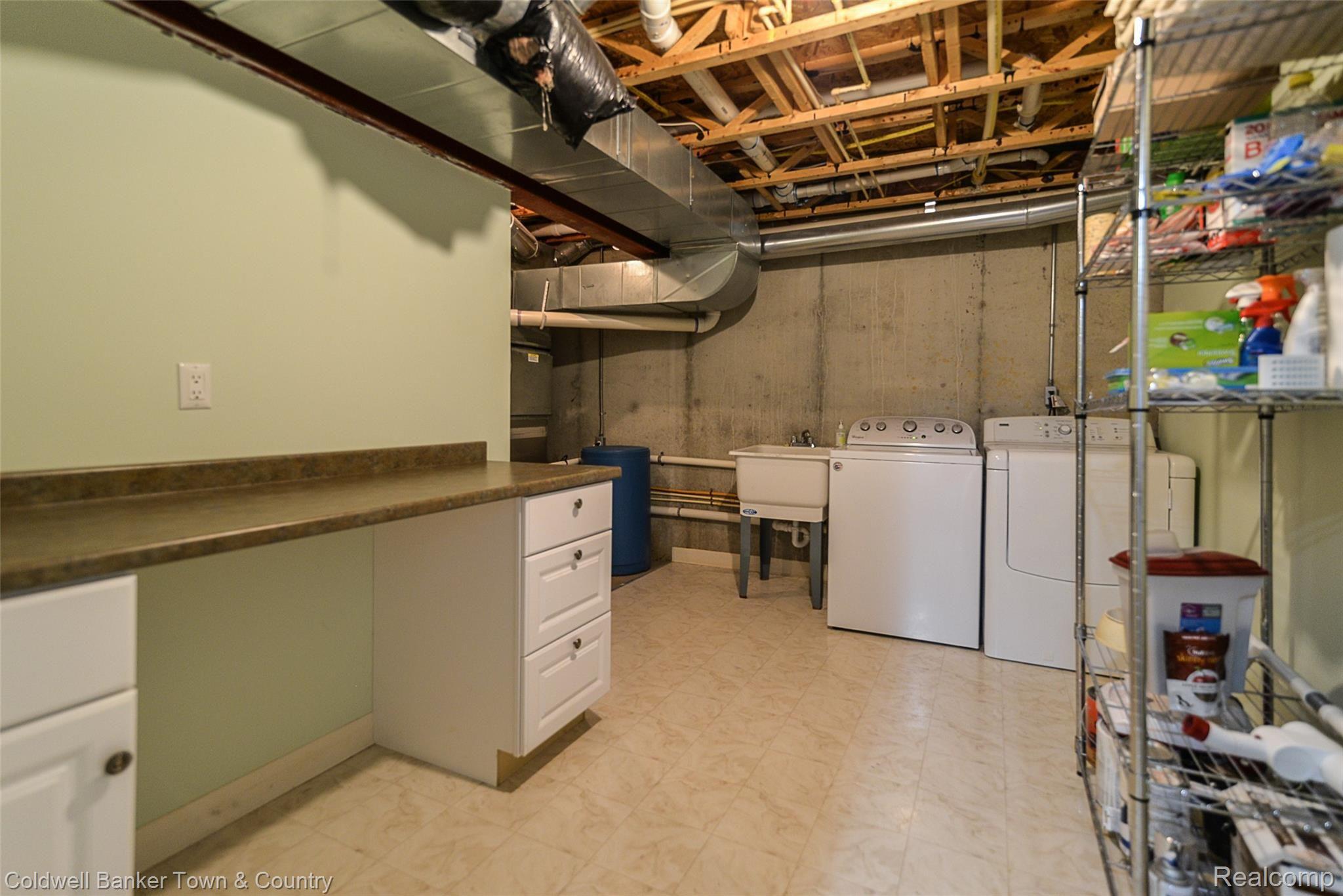 10105 Ridge Run Street Howell, MI 48855 - Photo 48 of 57 DSC_3173.jpg