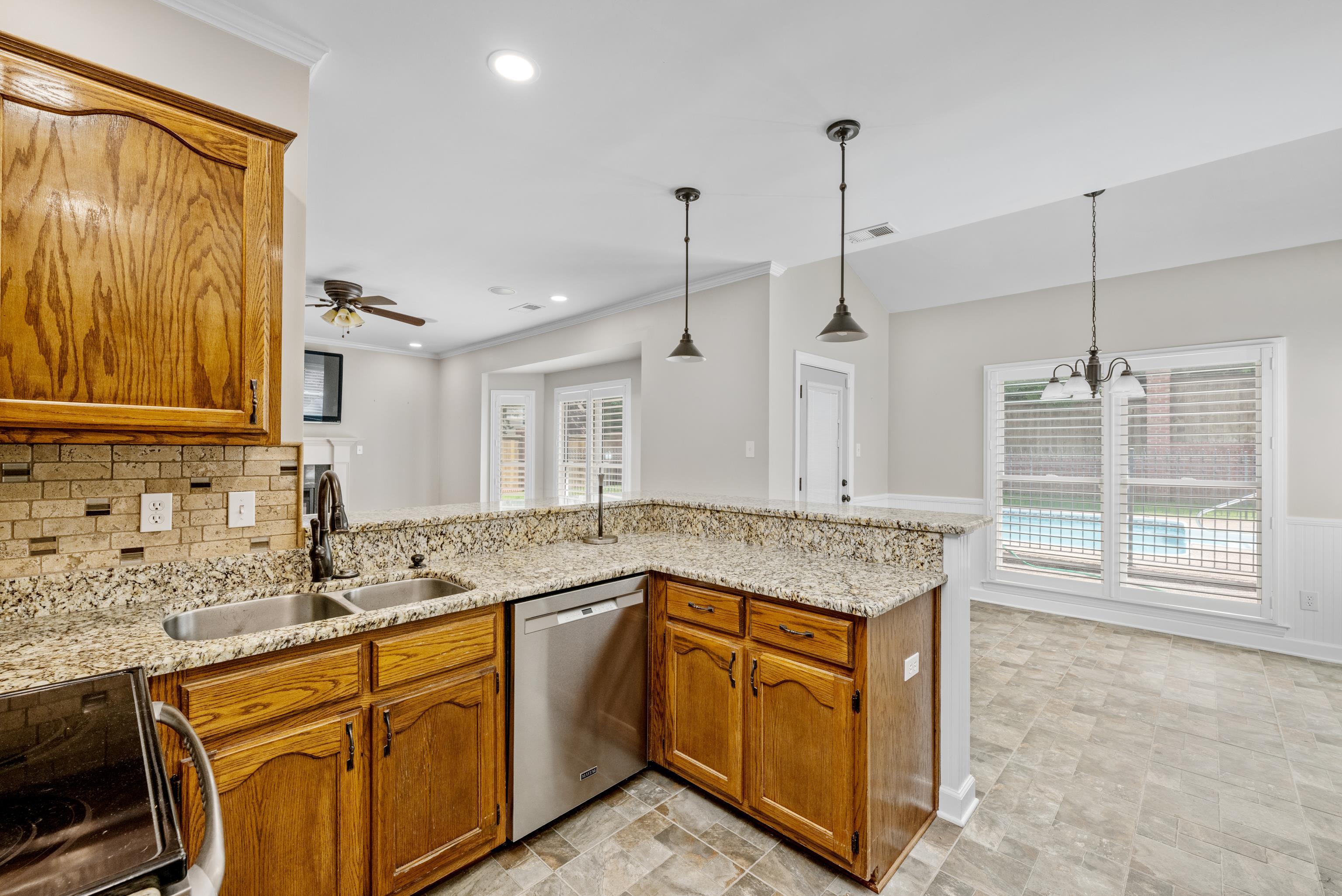 779 Gable Lane Collierville, TN 38017 - Photo 10 of 40