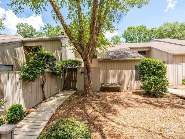 $324,900 | 203 Riverview Terrace, Lake Wylie, SC 29710