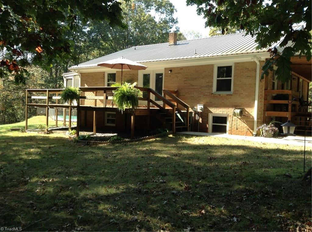 242 Arthur Haney Road Dobson, NC 27017 - Photo 7 of 30 Gallery Image 7