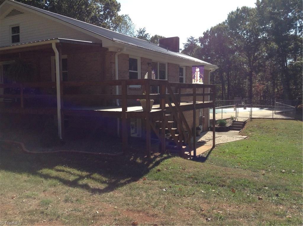 242 Arthur Haney Road Dobson, NC 27017 - Photo 9 of 30 Gallery Image 9