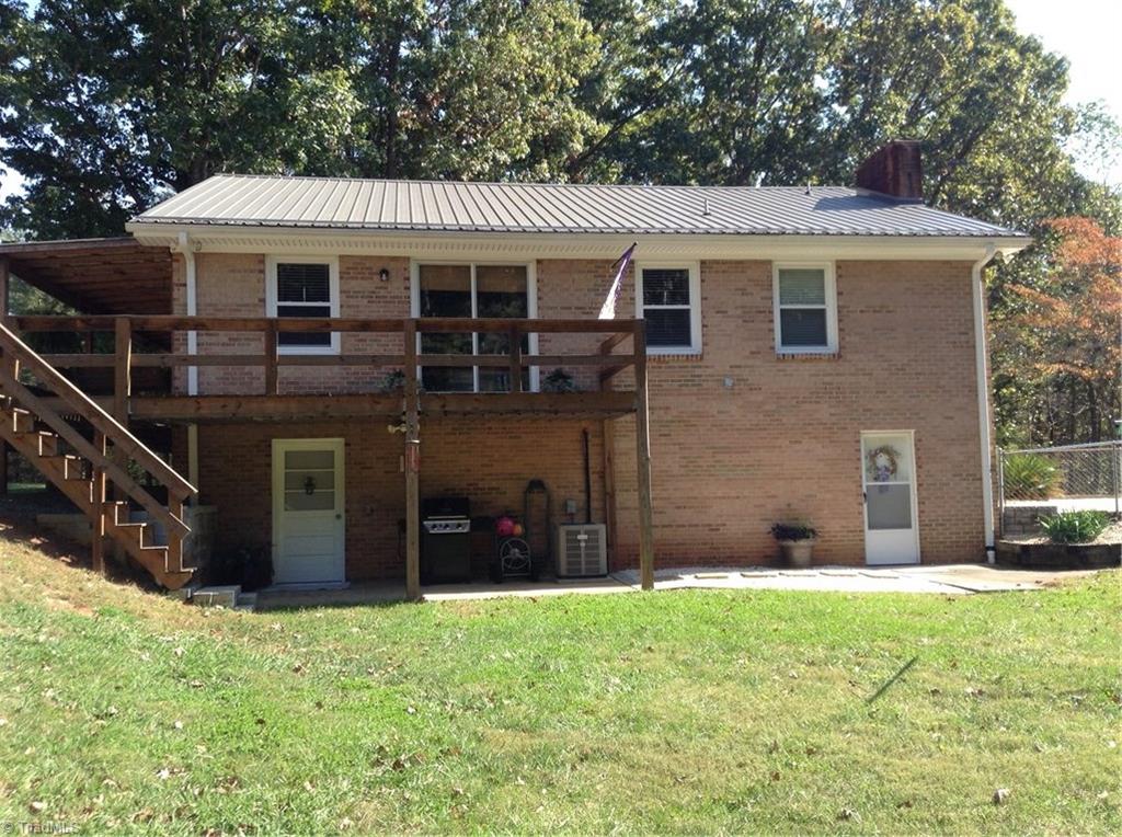 242 Arthur Haney Road Dobson, NC 27017 - Photo 10 of 30 Gallery Image 10