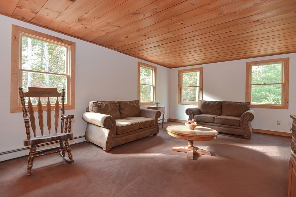 86 Ring Road Plympton, MA 02367 - Photo 18 of 39 Gallery Image 18