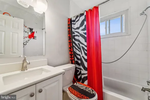 $275,000 | 818 Neptune Avenue, Oxon Hill, MD 20745