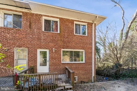 $275,000 | 818 Neptune Avenue, Oxon Hill, MD 20745