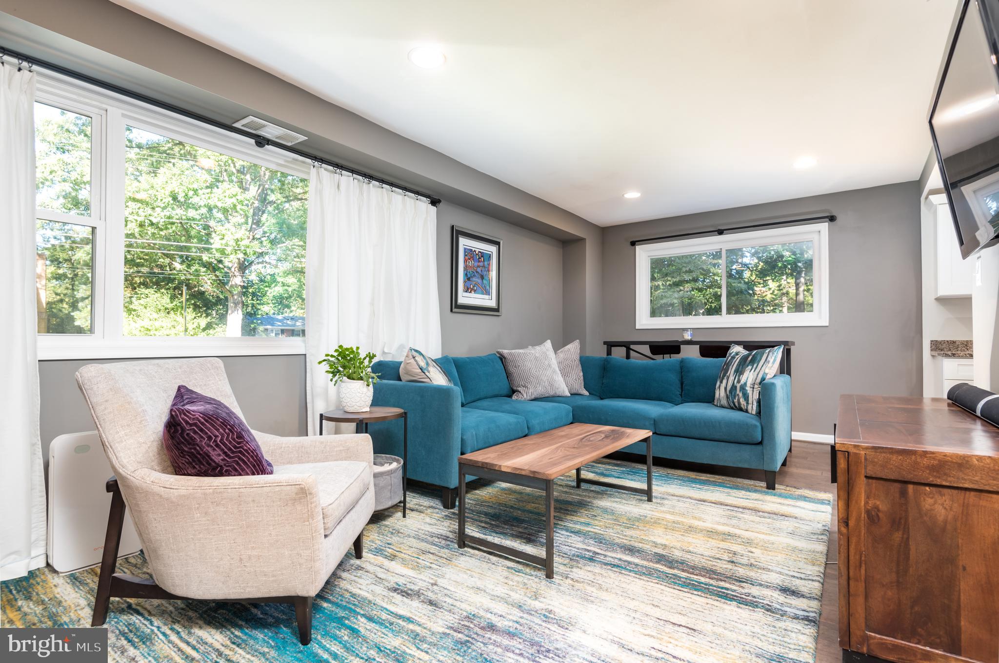 8601 Cromwell Drive Springfield, VA 22151 - Photo 5 of 44