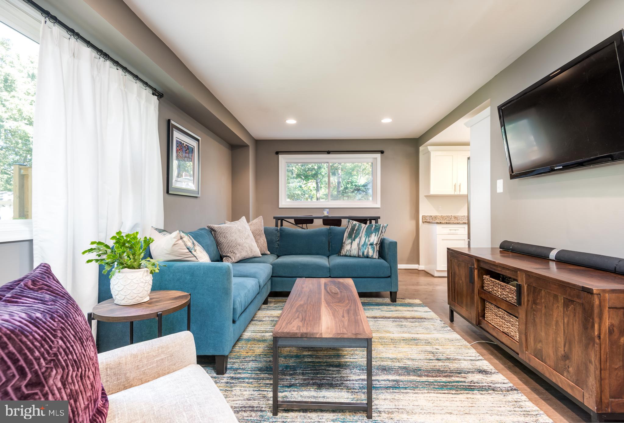 8601 Cromwell Drive Springfield, VA 22151 - Photo 7 of 44