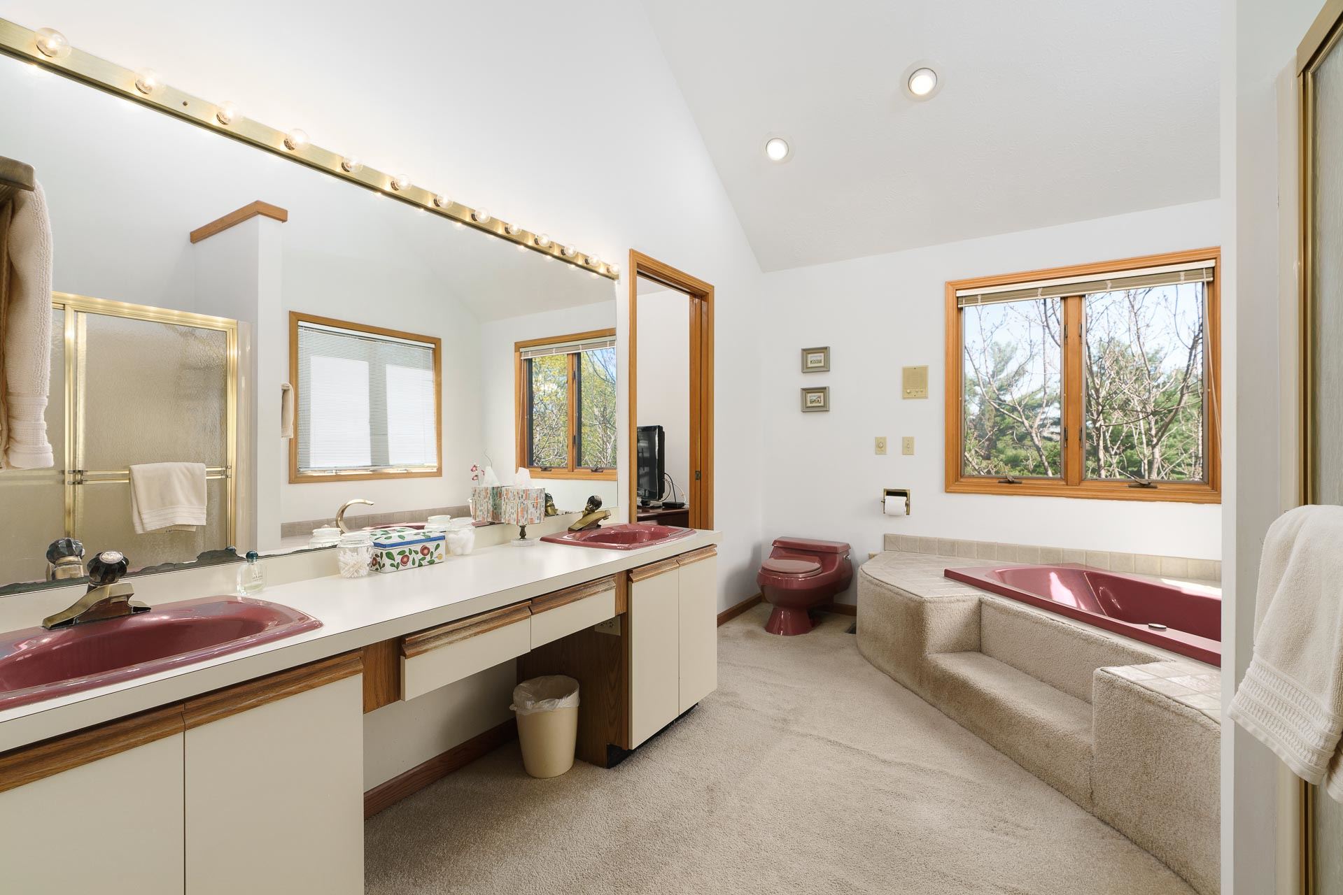 15463 Hunting Ridge Trail Granger, IN 46530 - Photo 18 of 36 Gallery Image 18
