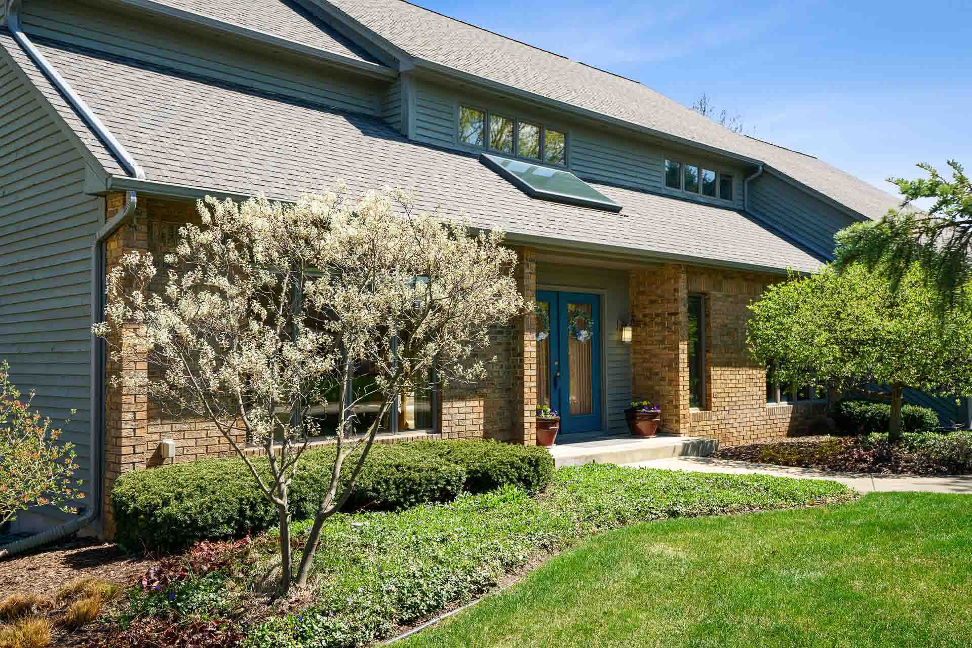 15463 Hunting Ridge Trail Granger, IN 46530 - Photo 3 of 36 Gallery Image 3