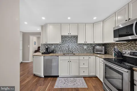 $450,000 | 560 Holmes Road, Morton, PA 19070