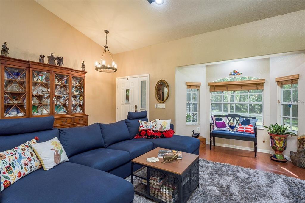 7182 Griffin Road Brooksville, FL 34601 - Photo 8 of 29