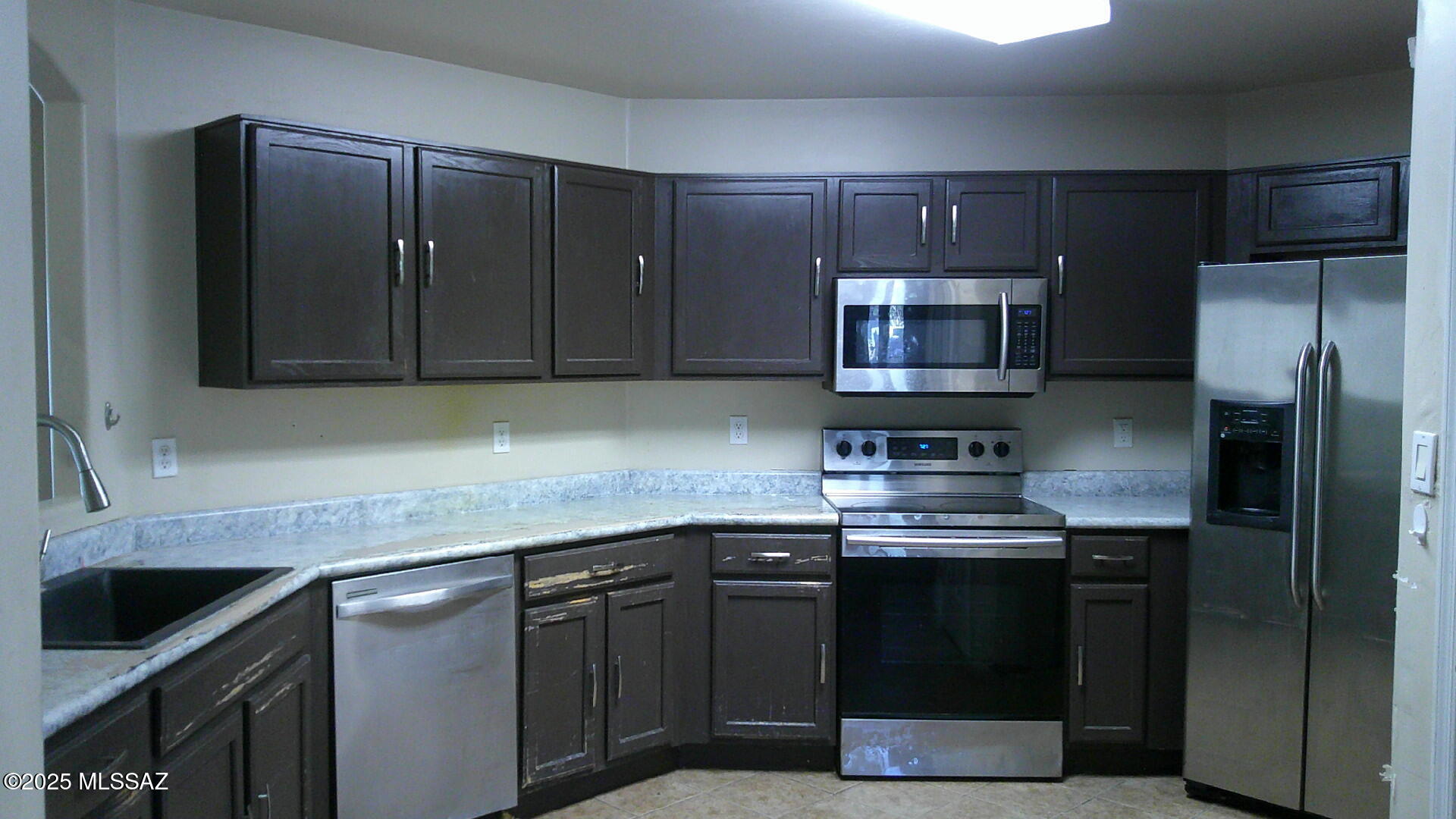 7838 South Splinter Way Tucson, AZ 85756 - Photo 2 of 14 Gallery Image 2